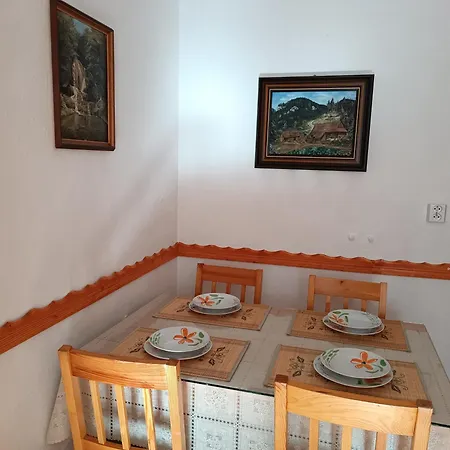 Holiday home Domcek Pri Vodopade Lucky