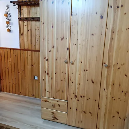 Holiday home Domcek Pri Vodopade Lucky